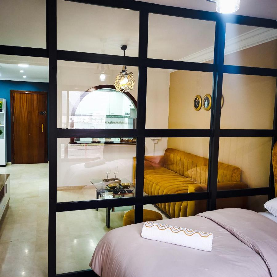 Nouveau Appartement Au Plein Centre Ville En Face Hilton タンジェ エクステリア 写真
